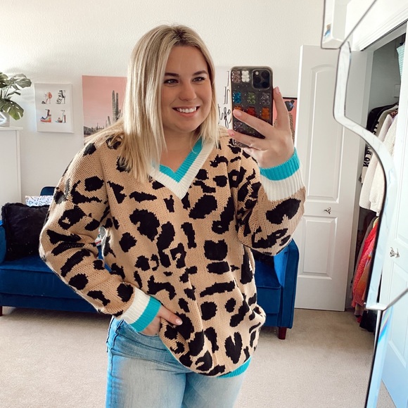 Main Strip Sweaters - main strip leopard v neck oversized sweater